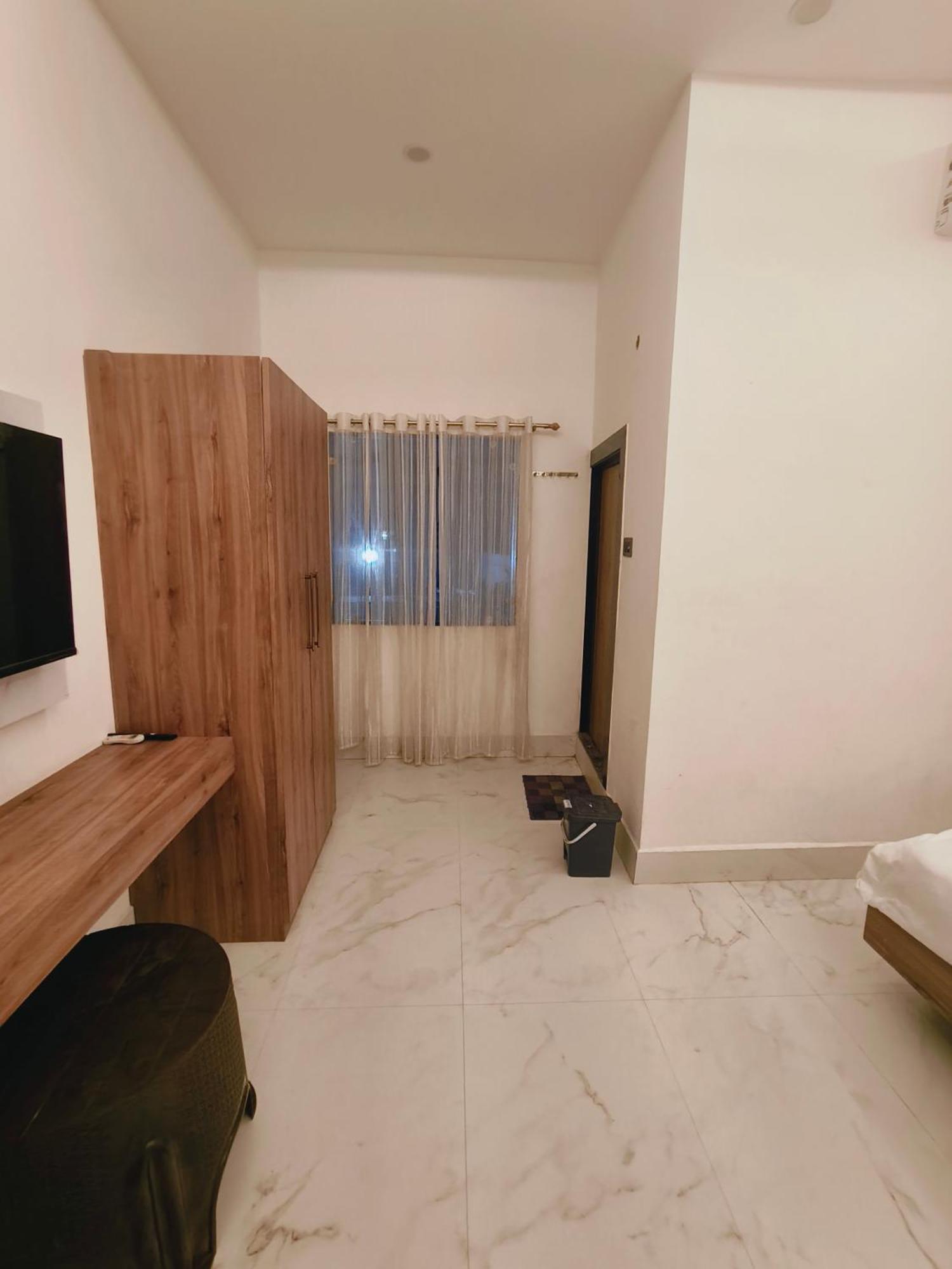 Hotel Modi Palace, Chanderi Mp Buitenkant foto
