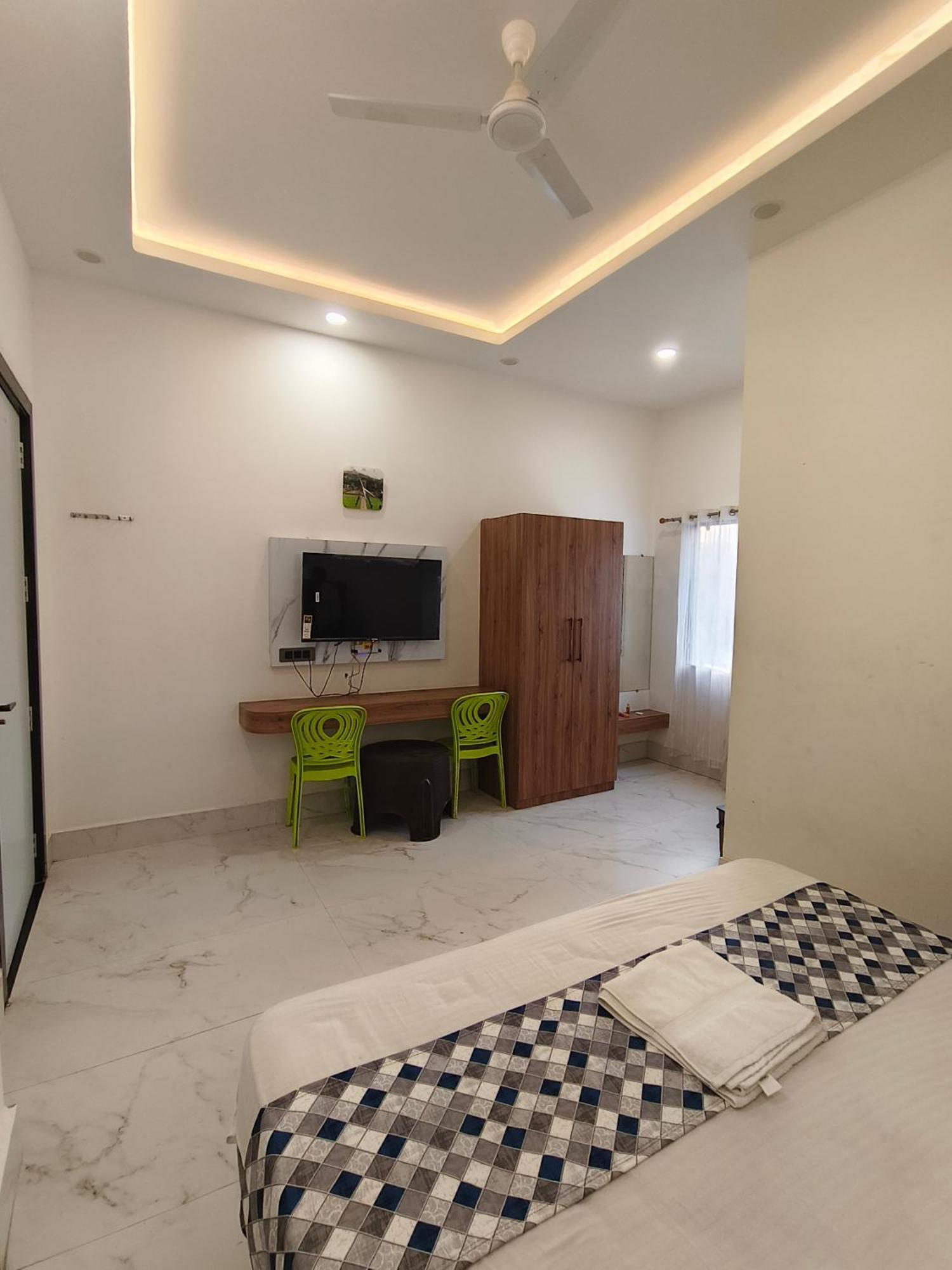 Hotel Modi Palace, Chanderi Mp Buitenkant foto
