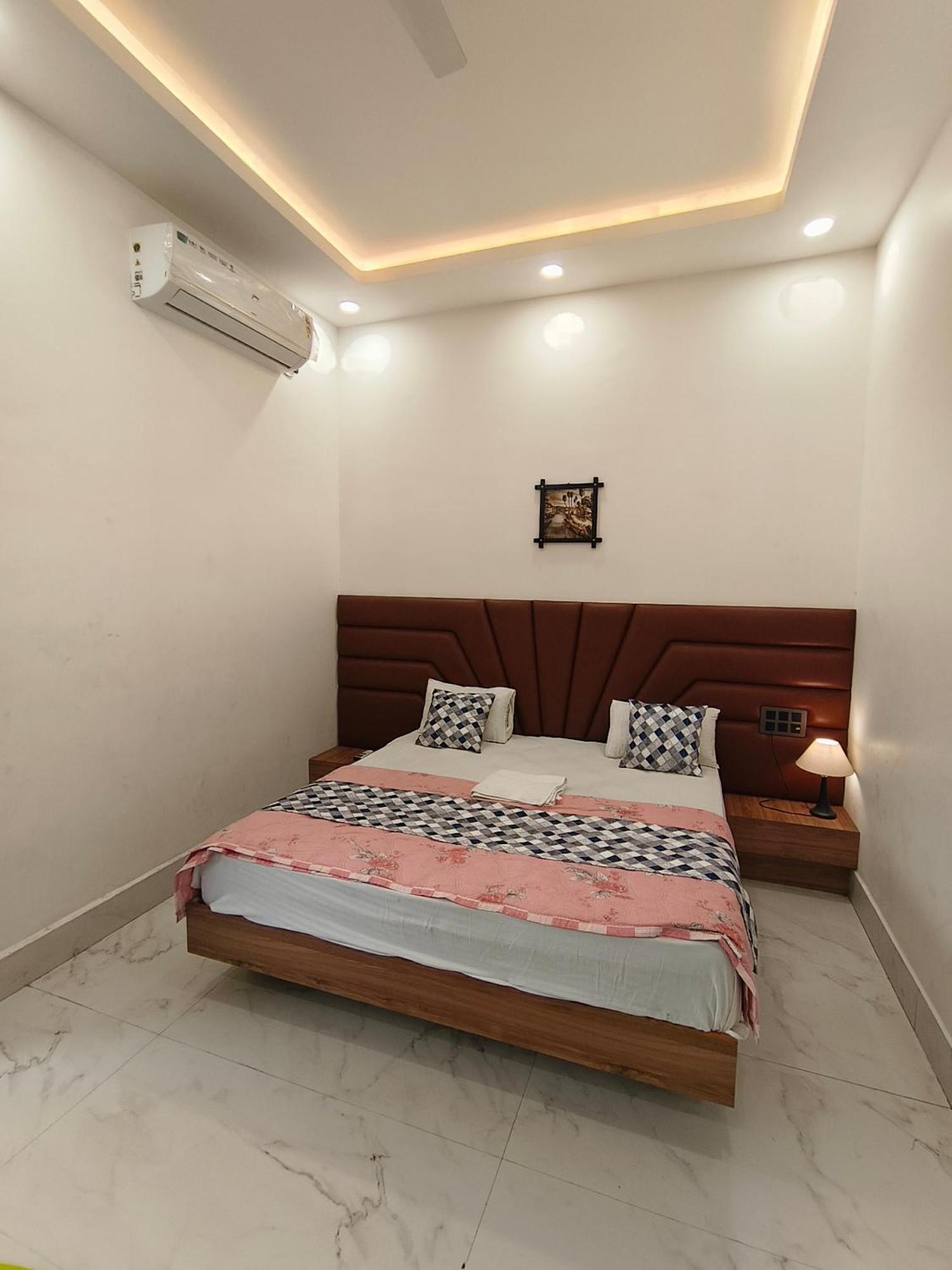 Hotel Modi Palace, Chanderi Mp Buitenkant foto